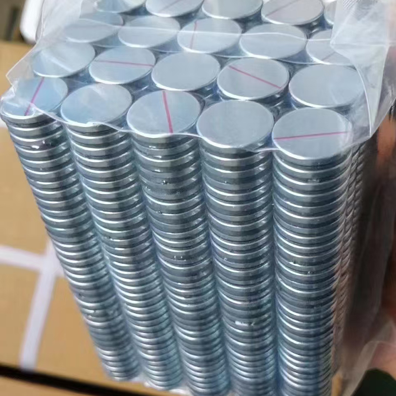 磁铁的性能和应用范围由什么决定